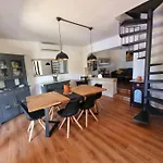 Βίλα Alexandra Μεντουλίν